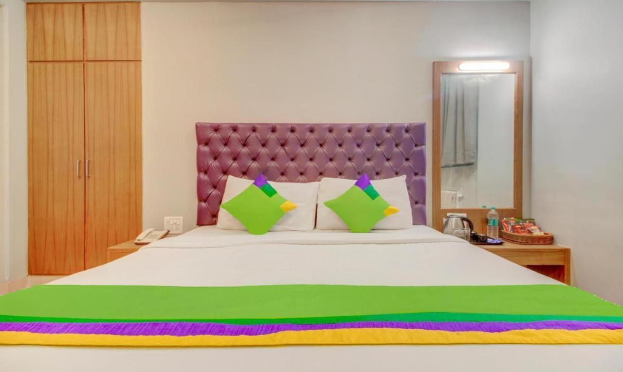 Hotel Cruz Royale Mumbai