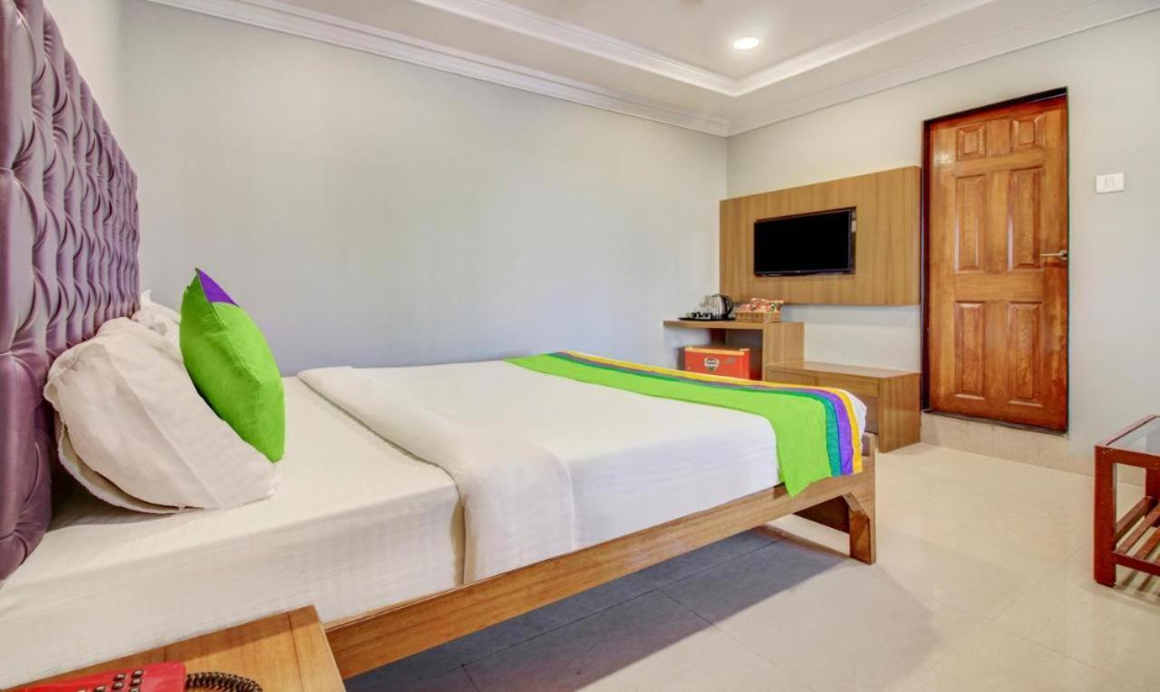 Cruz Royale Hotel 3*