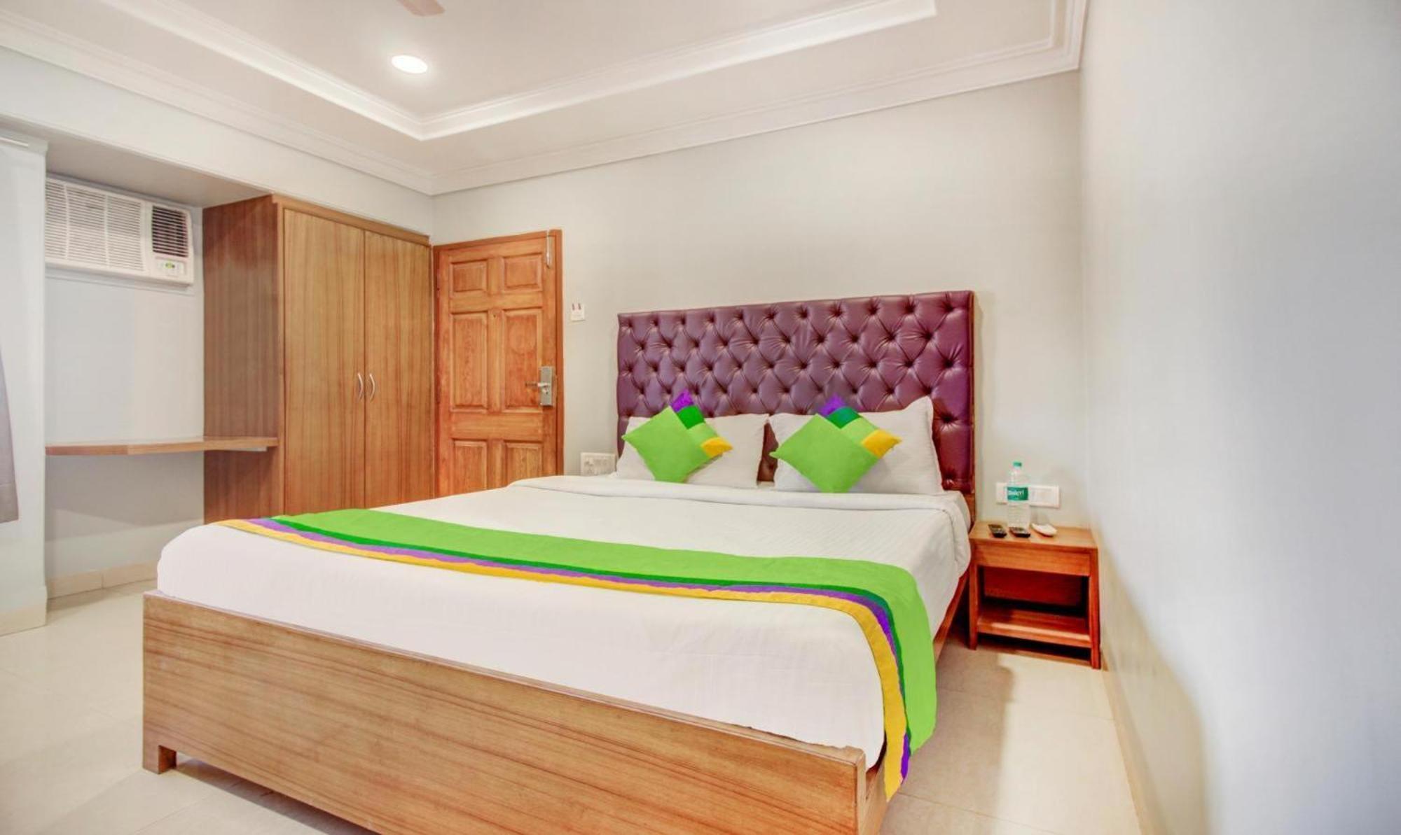 Cruz Royale Hotel Mumbai